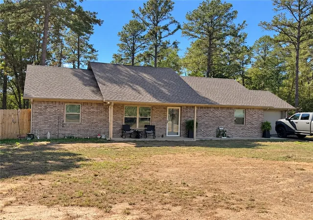 Single family home for sale at 273 County Rd 1788, London, AR 72847 | MLS# 1365511