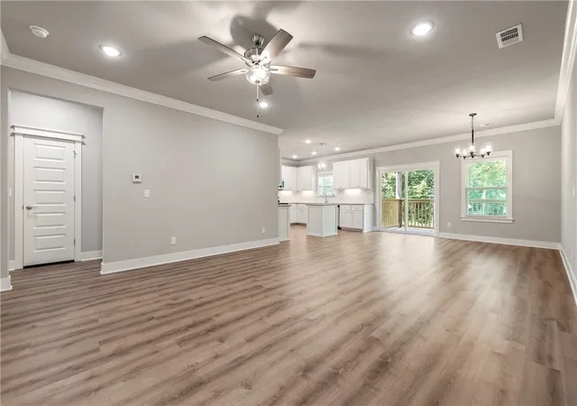 Photo 2 of Single family home for sale at 6 Ellwood Cir, Bella Vista, AR 72715 | MLS# 1365522 | Listing updated on 2026-10-29