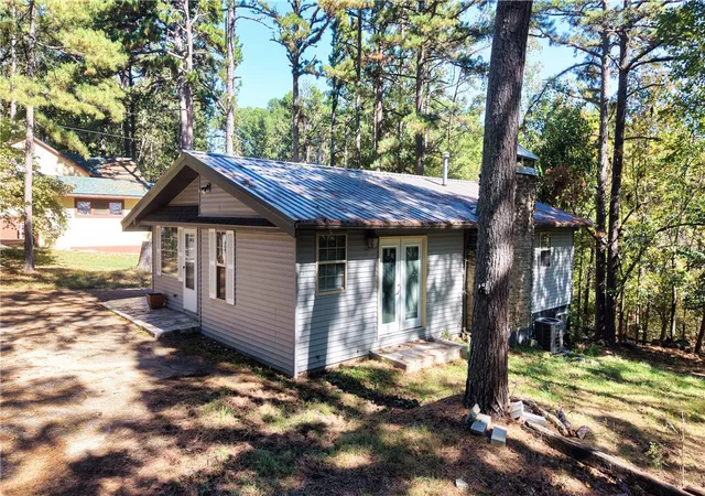 Photo 3 of Single family home for sale at 10 Forest Ln, Eureka Springs, AR 72632 | MLS# 1365554 | Listing updated on 2026-10-19