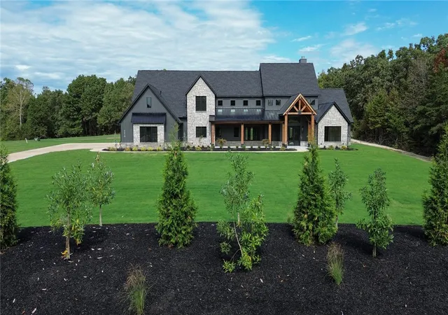 Photo 1 of Sale Pending at 5210 W Weir Rd, Fayetteville, AR 72704 | MLS# 1365549 | Listing updated on 2026-10-19