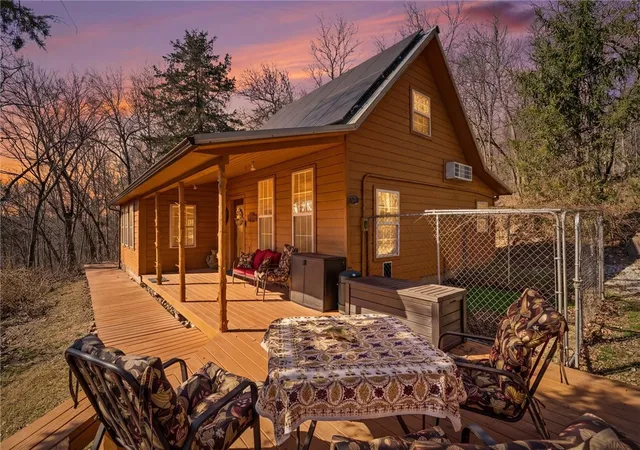 Photo 1 of Single family home for sale at 340 Mcnatt Rd, Neosho, MO 64850 | MLS# 1365573 | Listing updated on 2026-10-19