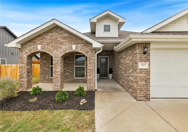 Photo 1 of Single family home for sale at 717 64th Avenue, Bentonville, AR 72713 | MLS# 1365551 | Listing updated on 2026-10-21