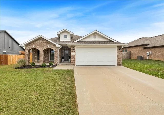 Photo 1 of Single family home for sale at 717 64th Avenue, Bentonville, AR 72713 | MLS# 1365551 | Listing updated on 2026-10-21