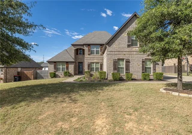 Photo 1 of Single family home for sale at 3147 N Chassy Ave, Fayetteville, AR 72703 | MLS# 1365373 | Listing updated on 2026-10-20