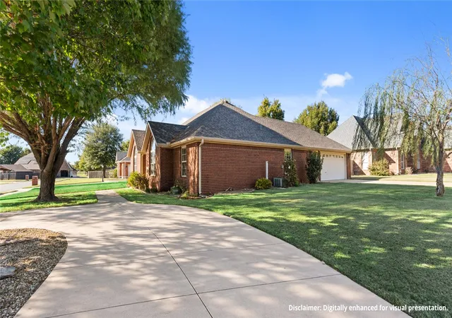 Photo 4 of Single family home for sale at 12024 Shark Ln, Farmington, AR 72730 | MLS# 1365584 | Listing updated on 2026-10-20