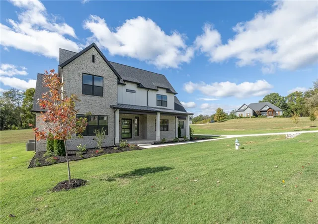 Photo 1 of Single family home for sale at 669 Knollwood Dr, Goshen, AR 72703 | MLS# 1364744 | Listing updated on 2026-10-21