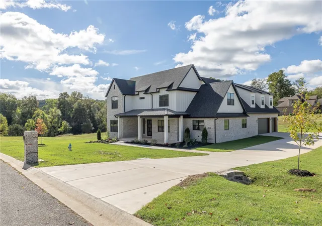 Photo 2 of Single family home for sale at 669 Knollwood Dr, Goshen, AR 72703 | MLS# 1364744 | Listing updated on 2026-10-21