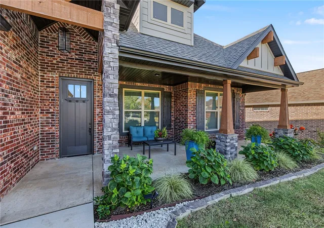 Photo 2 of Single family home for sale at 4303 Sw Wheatgrass Blvd, Bentonville, AR 72713 | MLS# 1365516 | Listing updated on 2026-10-21