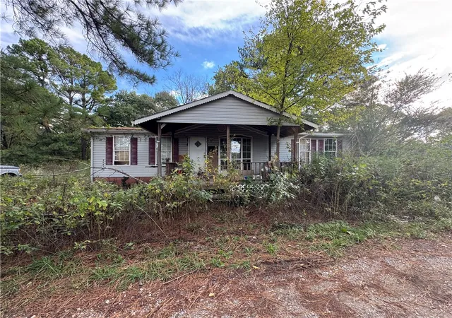 Single family home for sale at 20836 Pine Dr, Winslow, AR 72959 | MLS# 1365799