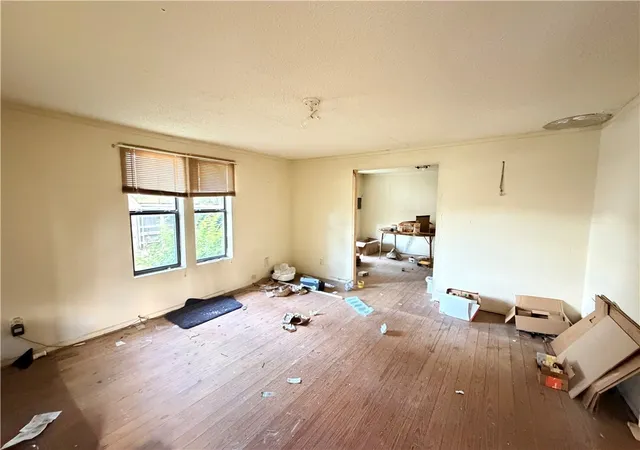 Photo 3 of Single family home for sale at 321 Bus Hwy 412, Huntsville, AR 72740 | MLS# 1365544 | Listing updated on 2026-10-21