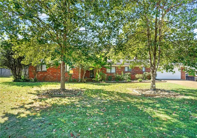 Photo 1 of Single family home for sale at 1107 Princess Ct, Russellville, AR 72801 | MLS# 1365830 | Listing updated on 2026-10-27