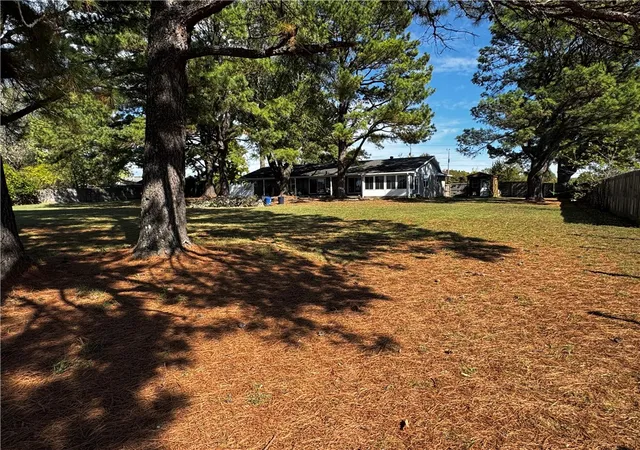 Photo 3 of Single family home for sale at 397 N 54th Avenue, Fayetteville, AR 72704 | MLS# 1365847 | Listing updated on 2026-10-21