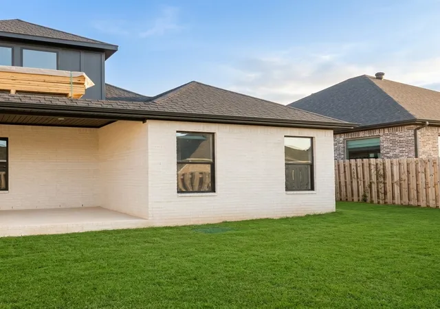 Photo 3 of Single family home for sale at 1800 Lotus Rd, Centerton, AR 72719 | MLS# 1364801 | Listing updated on 2026-10-22