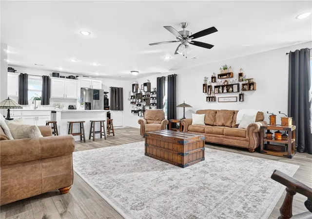 Photo 3 of Single family home for sale at 1261 County Rd 3530, Clarksville, AR 72830 | MLS# 1365956 | Listing updated on 2026-10-28