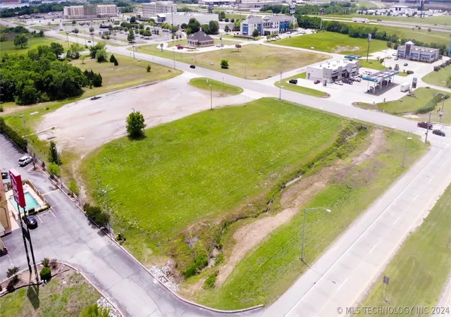 Photo 3 of Sale Pending at N Rockford Rd, Ardmore, OK 73401 | MLS# 2411009 | Listing updated on 2026-09-08