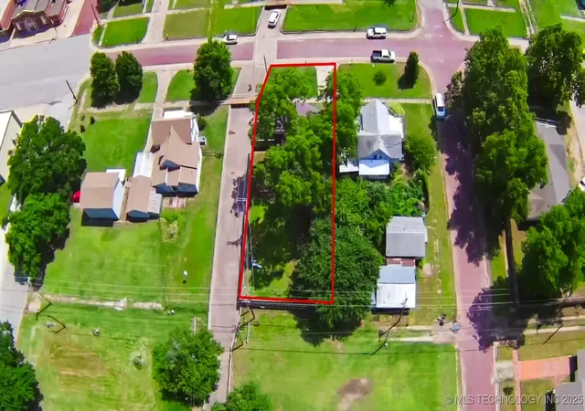Photo 33 of Sale Pending at 206 W Grand, Tonkawa, OK 74653 | MLS# 2523616 | Listing updated on 2026-09-08