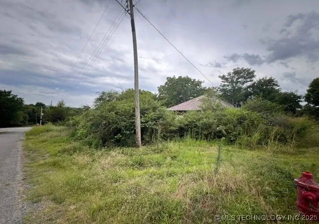 Photo 1 of Sale Pending at 108 Howell, Mc Curtain, OK 74944 | MLS# 2528943 | Listing updated on 2026-09-07