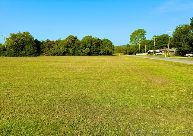 Photo 2 of Sale Pending at 510042652 Zenith St, Warner, OK 74469 | MLS# 2539981 | Listing updated on 2026-09-04