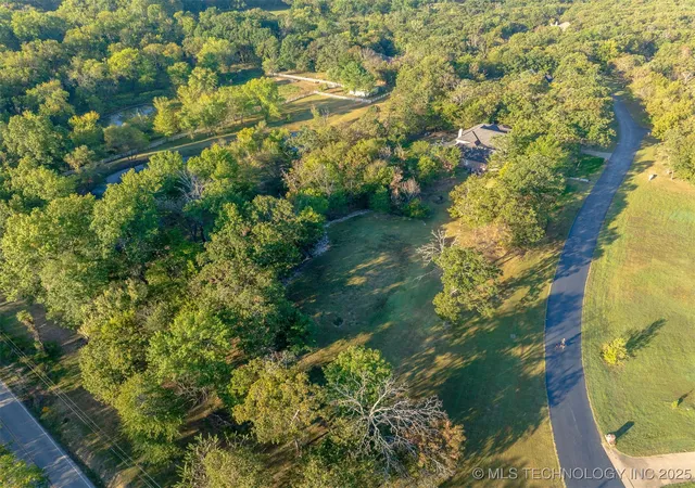 Photo 3 of Sale Pending at 25650 E 46th Street S, Broken Arrow, OK 74014 | MLS# 2543095 | Listing updated on 2026-09-05
