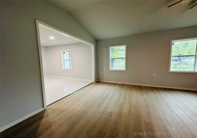 Photo 4 of Single family home for sale at 1402 Cherry St, Muskogee, OK 74403 | MLS# 2543328 | Listing updated on 2026-09-03