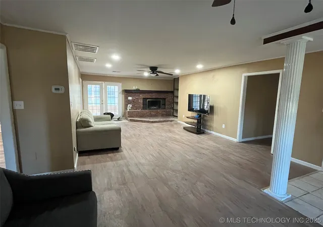 Photo 2 of Single family home for sale at 501 E 62nd St S, Muskogee, OK 74403 | MLS# 2544965 | Listing updated on 2026-08-31