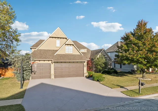 Photo 3 of Single family home for sale at 2609 E 138Th St S, Bixby, OK 74008 | MLS# 2545257 | Listing updated on 2026-08-31