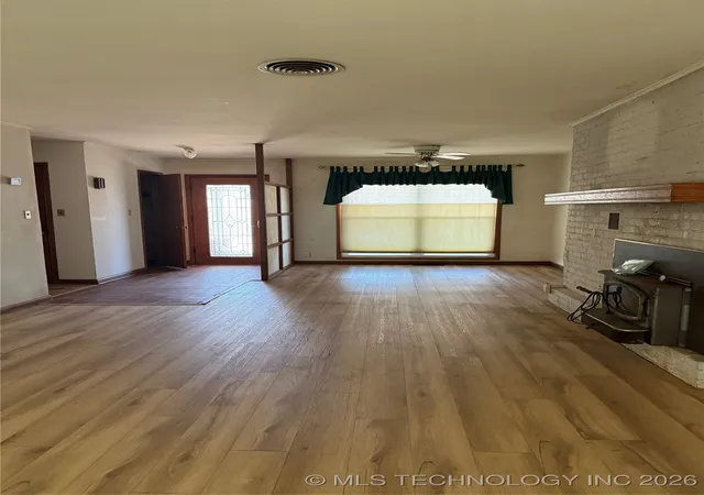 Photo 3 of Sale Pending at 1603 N Mckinley Ave, Sand Springs, OK 74063 | MLS# 2546519 | Listing updated on 2026-09-01