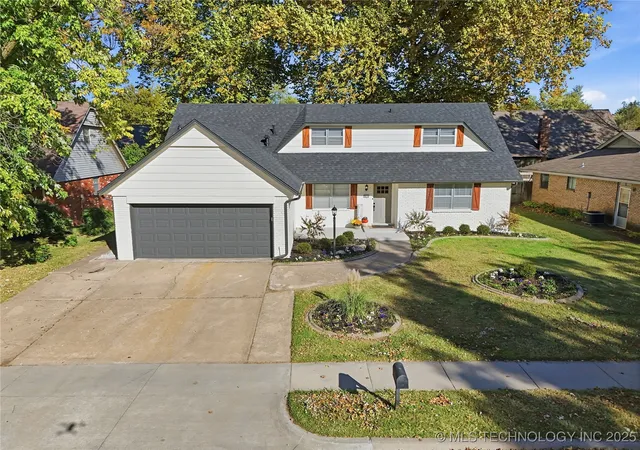 Photo 1 of Single family home for sale at 9615 E 27th Street, Tulsa, OK 74129 | MLS# 2547038 | Listing updated on 2026-09-09