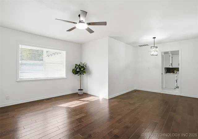 Photo 4 of Single family home for sale at 9615 E 27th Street, Tulsa, OK 74129 | MLS# 2547038 | Listing updated on 2026-09-09