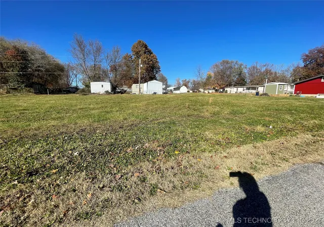 Photo 3 of Land for sale at 25430 S 607 Lane, Grove, OK 74344 | MLS# 2547707 | Listing updated on 2026-09-02