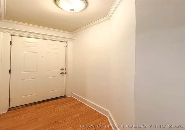 Photo 3 of Sale Pending at 2220 W 40th Street, Tulsa, OK 74107 | MLS# 2549278 | Listing updated on 2026-08-31