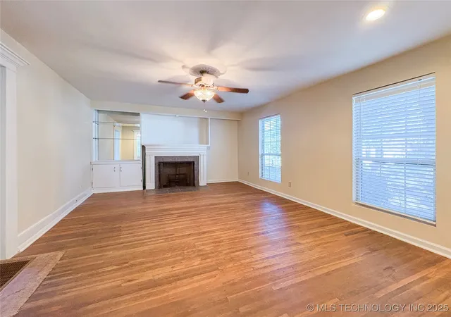 Photo 4 of Sale Pending at 2220 W 40th Street, Tulsa, OK 74107 | MLS# 2549278 | Listing updated on 2026-08-31