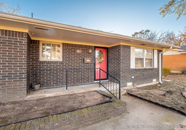 Photo 2 of Sale Pending at 1708 Louise Dr, Mc Alester, OK 74501 | MLS# 2549806 | Listing updated on 2026-09-03