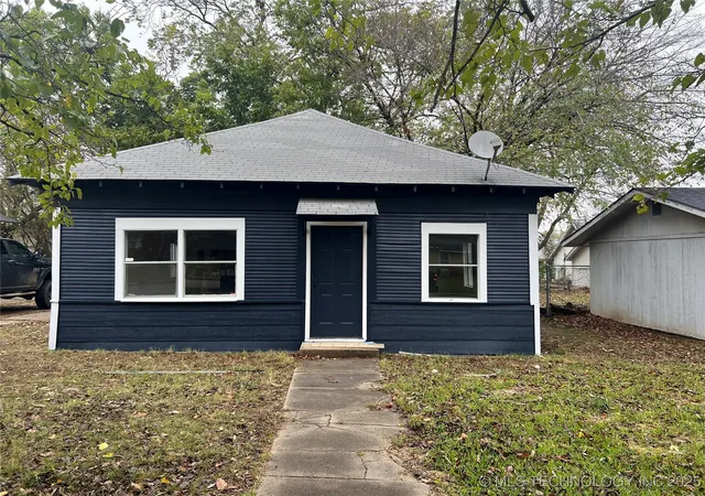 Photo 1 of Single family home for sale at 209 11th Avenue Nw, Ardmore, OK 73401 | MLS# 2549012 | Listing updated on 2026-09-10