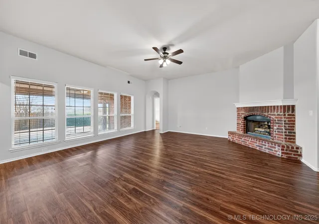 Photo 3 of Single family home for sale at 7358 E 119th Place S, Bixby, OK 74008 | MLS# 2550518 | Listing updated on 2026-09-03