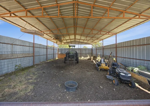 Photo 3 of Single family home for sale at 8446 E Greasy Bnd Rd, Stringtown, OK 74569 | MLS# 2550420 | Listing updated on 2026-09-14