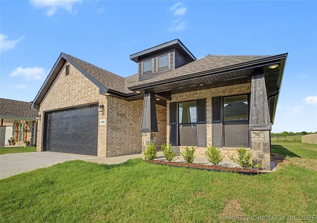 Photo 2 of Sale Pending at 6203 N 30th Street, Broken Arrow, OK 74014 | MLS# 2600276 | Listing updated on 2026-09-11