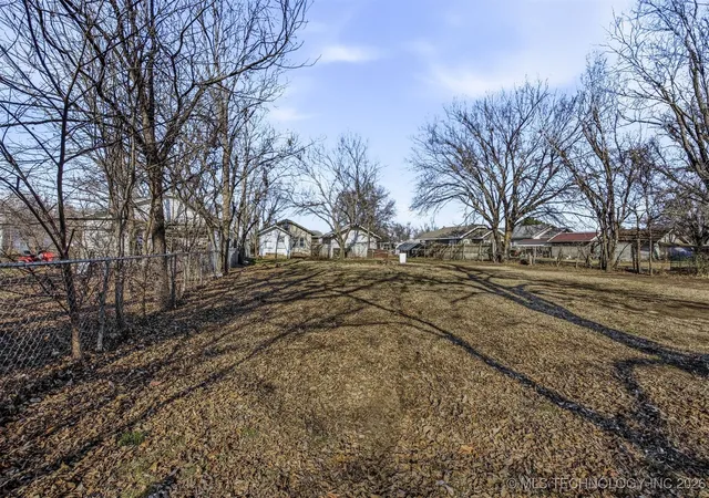 Photo 15 of Single family home for sale at 119 Enlow Ave, Blackwell, OK 74631 | MLS# 2600239 | Listing updated on 2026-08-29