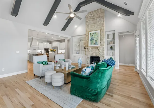 Photo 4 of Sale Pending at 2704 W Twin Oaks St, Broken Arrow, OK 74011 | MLS# 2600534 | Listing updated on 2026-09-10