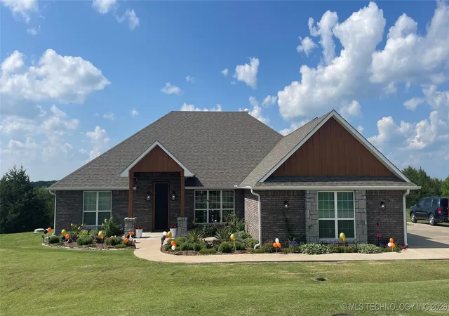 Photo 1 of Sale Pending at 1120 E St Andrews Cir, Cushing, OK 74023 | MLS# 2545082 | Listing updated on 2026-09-12