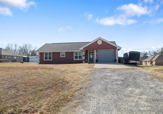 Photo 1 of Sale Pending at 609 W Smiser Rd, Calera, OK 74730 | MLS# 2550158 | Listing updated on 2026-09-08