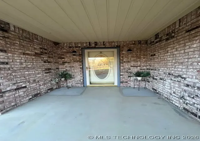 Photo 3 of Sale Pending at 70159 S 336 Road, Wagoner, OK 74467 | MLS# 2602085 | Listing updated on 2026-09-01