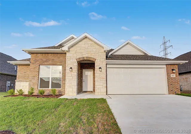 Photo 1 of Sale Pending at 6113 N 30th Street, Broken Arrow, OK 74014 | MLS# 2600278 | Listing updated on 2026-08-31
