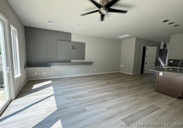 Photo 3 of Sale Pending at 3404 Redbud Ln, Tulsa, OK 74132 | MLS# 2602738 | Listing updated on 2026-09-18