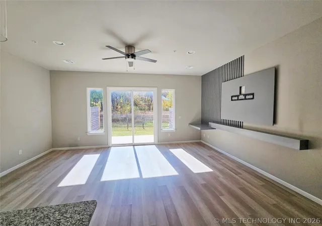 Photo 4 of Sale Pending at 3406 Redbud Ln, Tulsa, OK 74132 | MLS# 2602777 | Listing updated on 2026-10-04