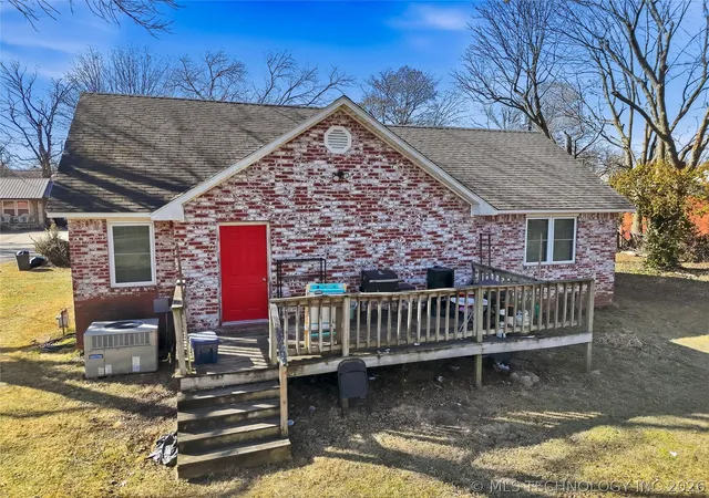 Photo 3 of Single family home for sale at 1627 S Locust Ave, Westville, OK 74965 | MLS# 2604693 | Listing updated on 2026-09-06