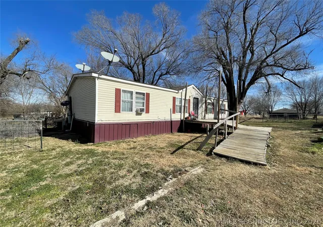 Photo 1 of Sale Pending at 25203 E 111th Street S, Broken Arrow, OK 74014 | MLS# 2604773 | Listing updated on 2026-09-10