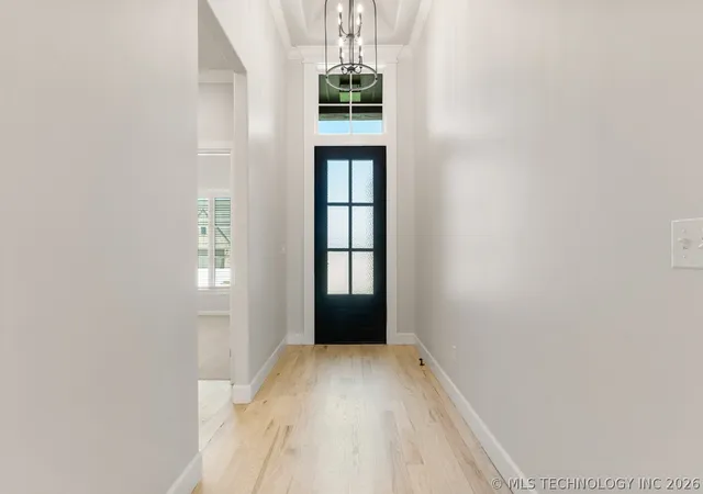 Photo 3 of Single family home for sale at 2513 W Twin Oaks St, Broken Arrow, OK 74011 | MLS# 2605481 | Listing updated on 2026-08-31