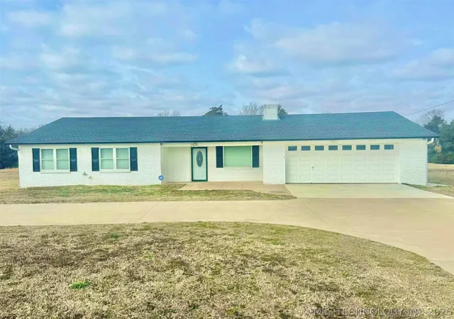 Photo 2 of Single family home for sale at 1193 Pyle Mountain Rd, Mc Alester, OK 74501 | MLS# 2607012 | Listing updated on 2026-08-31