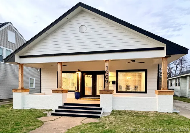 Photo 3 of Single family home for sale at 1009 Mclish, Ardmore, OK 73401 | MLS# 2607438 | Listing updated on 2026-09-03